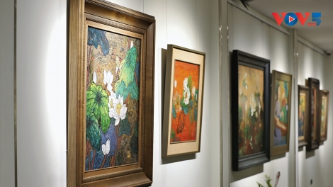 「五月の蓮」展、人間味あふれる価値を発信