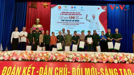 Ấm áp hành trình "Thanh niên làm theo lời Bác vì sức khỏe cộng đồng"