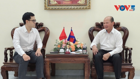 นักวิชาการกัมพูชา: “ความร่วมมือระหว่างเวียดนามกับกัมพูชามีส่วนช่วยเสริมสร้างประชาคมอาเซียนที่เป็นเอกภาพ พึ่งตนเอง แข็งแกร่ง และรุ่งเรือง”