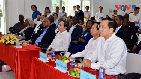 ຫວຽດ​ນາມ ກົດ​ດີ​ວົວ ຊຸກ​ຍູ້​ການ​ຮ່ວມ​ມື​ໃນ​ຂົງ​ເຂດ​ກະ​ສິ​ກຳ