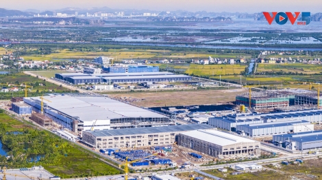 ກວ໋າງ​ນິງ ​ສ້າງ​ໂຄງ​ປະ​ກອບ​ພື້ນ​ທີ່​ຄືນ​ໃໝ່, ຍົກ​​ລະ​ດັບ​ອຸດ​ສາ​ຫະ​ກຳ