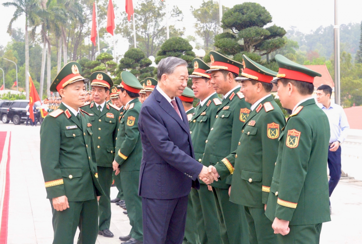 Tổng Bí thư, Chủ tịch nước Tô Lâm dự Lễ đón nhận danh hiệu Anh hùng LLVT nhân dân của Quân khu 3. Ảnh: Văn Hiếu/VOV