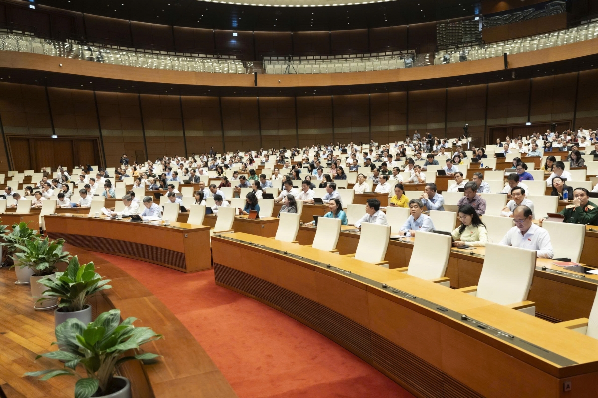 La sala Dien Hong en la tarde del 10 de abril. Foto: quochoi.vn