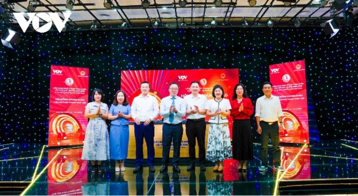 Nhiều khách mời là lãnh đạo chủ chốt các địa phương cùng các chuyên gia, nhà tư vấn tham gia chương trình đã góp phần đưa các chương trình phát thanh trực tiếp thành diễn đàn đối thoại cởi mở giữa chính quyền và người dân. Bên cạnh các chủ đề chính sách, nhiều vấn đề gần gũi với đời sống như đất đai, nhà ở... cũng được phản ánh sinh động, góp phần mở rộng phạm vi tiếp cận và tăng tính tương tác với thính giả.