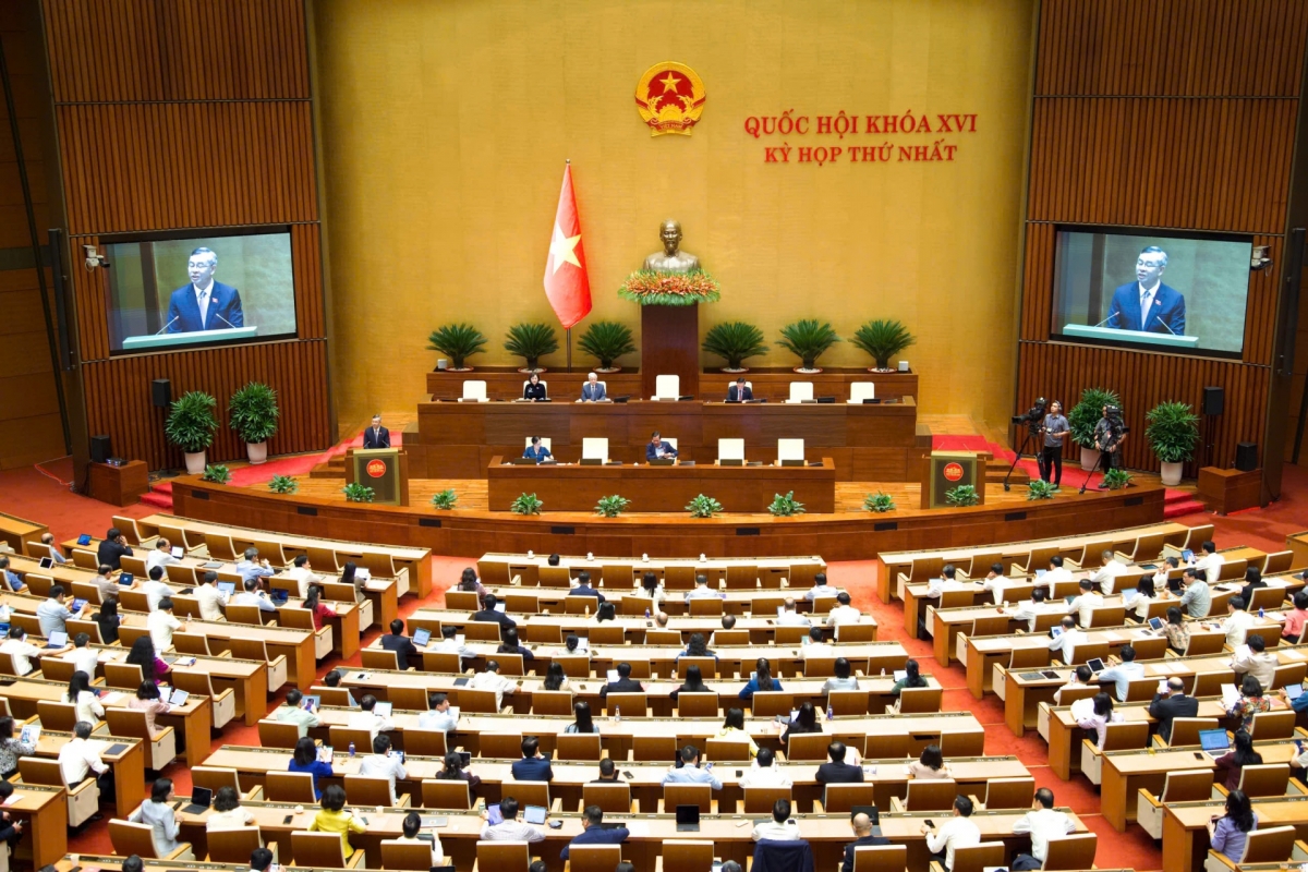 Toàn cảnh Hội trường Diên Hồng sáng 12/4. Ảnh: quochoi.vn