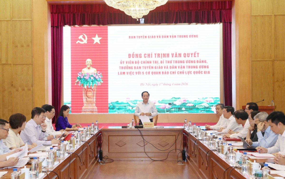 Trưởng Ban Tuyên giáo và Dân vận Trung ương Trịnh Văn Quyết phát biểu chỉ đạo. Ảnh: Thúy Hằng VOV1