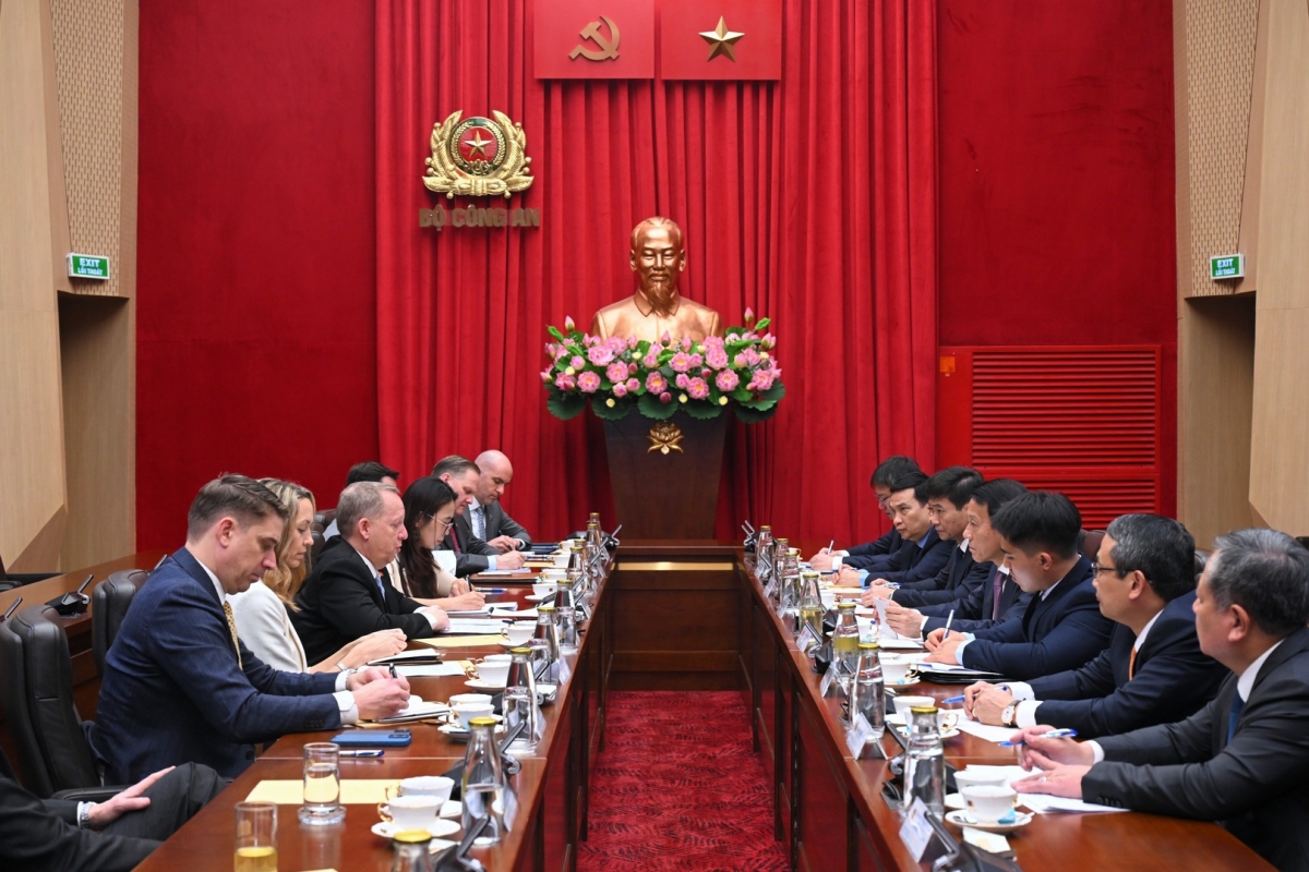 At the meeting (Photo: bocongan.gov.vn)