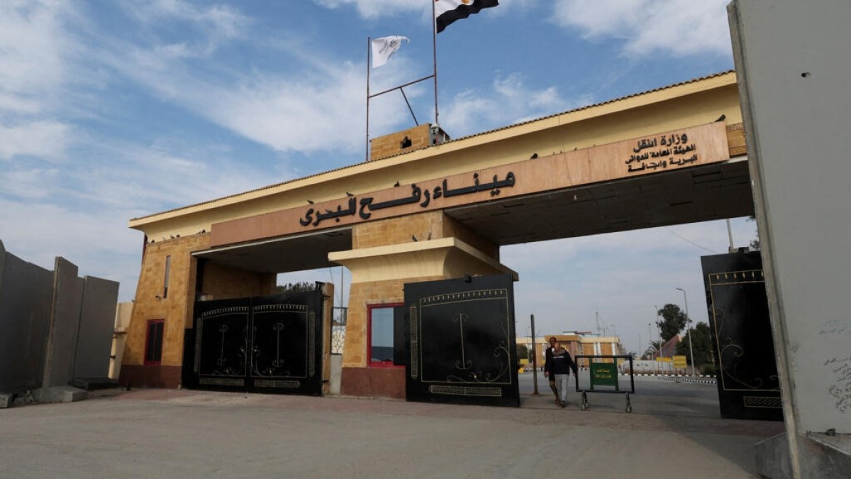 ດ່ານ​ຊາຍ​ແດນ Rafah (ພາບ:Amr Abdallah Dalsh/REUTERS)