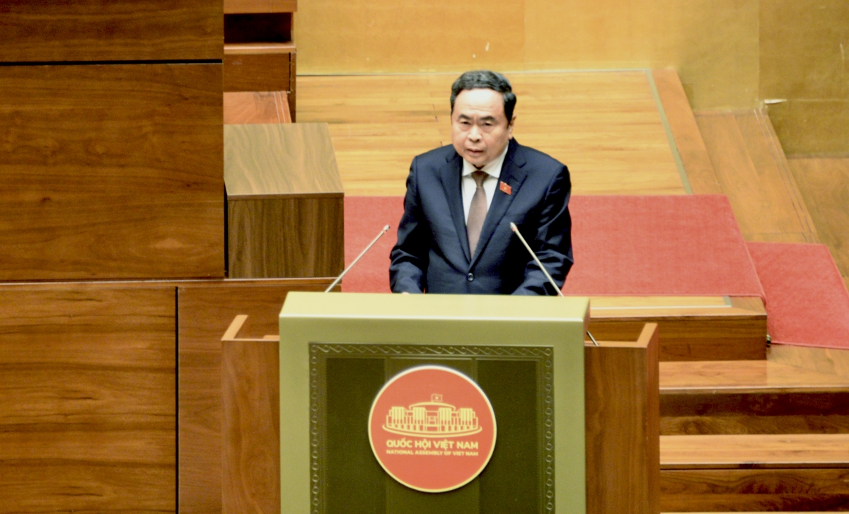 El presidente del Parlamento, Tran Thanh Man, pronuncia el discurso de clausura. Foto: Van Hong/VOV