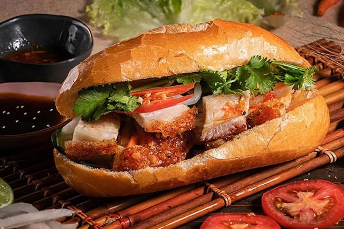 Vietnam’s banh mi with roasted pork belly (Photo: nhandan.vn)