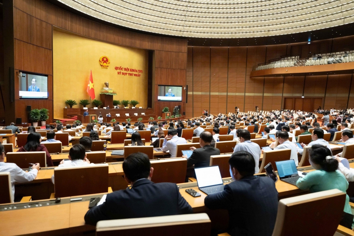 Toàn cảnh phiên họp chiều 8/4 tại Hội trường Diên Hồng. Ảnh: quochoi.vn