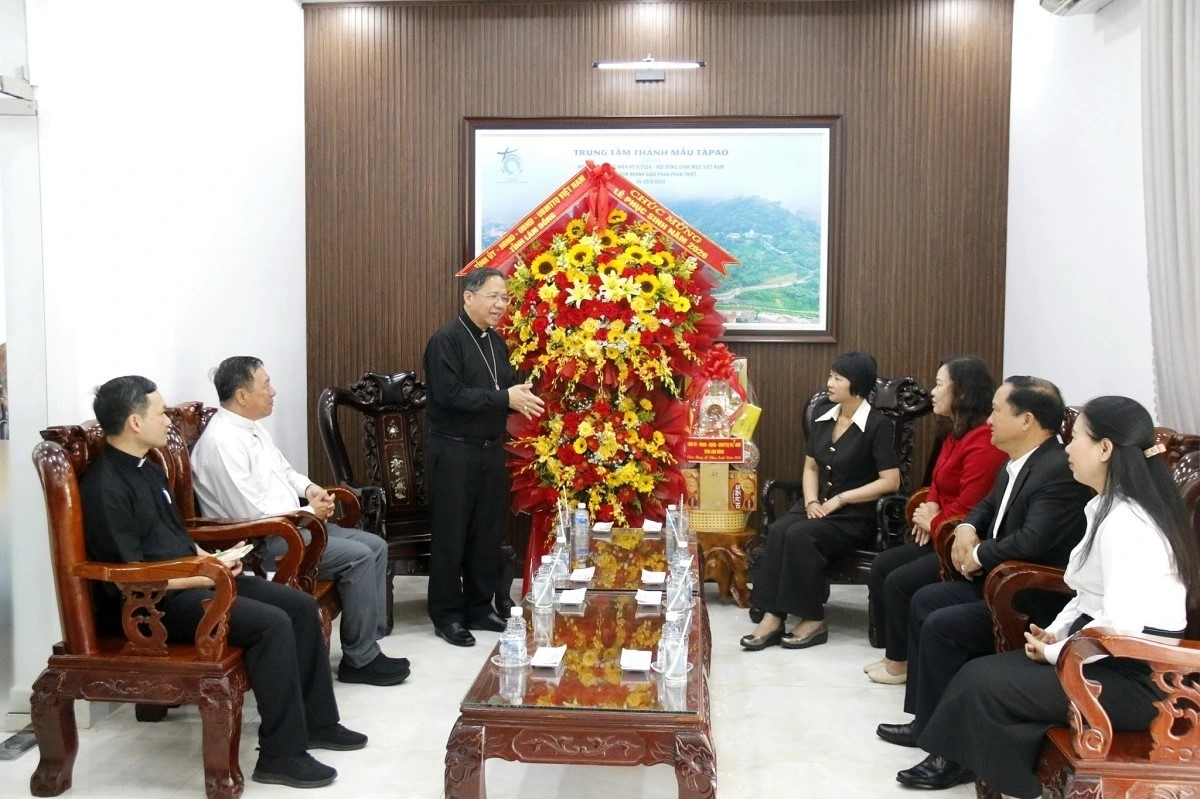 Giám mục Giuse Đỗ Mạnh Hùng trân trọng cảm ơn sự quan tâm của lãnh đạo Đảng, Nhà nước nhân dịp đại lễ của đồng bào Công giáo. Ảnh: K.H/VOV