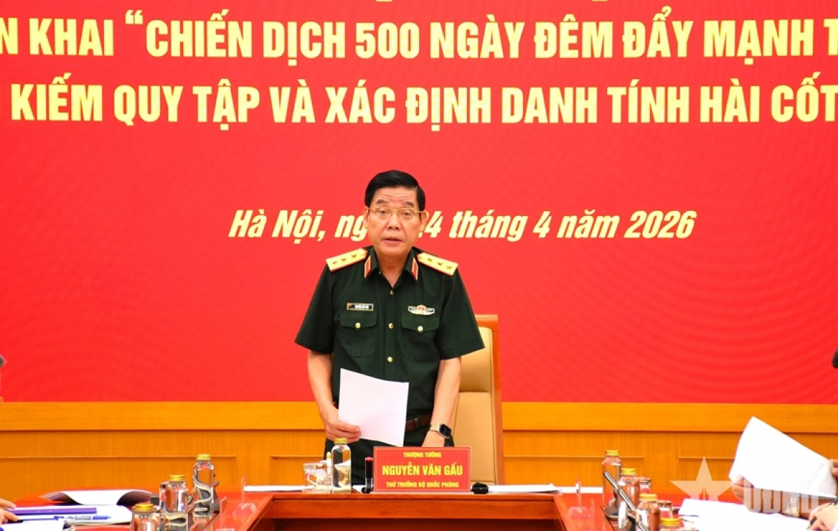 Thượng tướng Nguyễn Văn Gấu phát biểu tại hội nghị. Ảnh: qdnd.vn