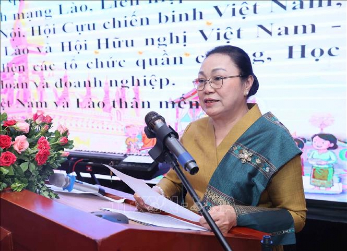 Đại sứ đặc mệnh toàn quyền nước Cộng hòa Dân chủ Nhân dân Lào tại Việt Nam Khamphao Ernthavanh phát biểu. Ảnh: An Đăng/TTXVN