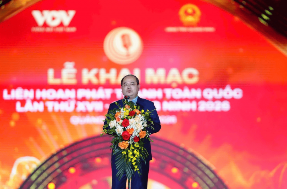 Секретарь парткома провинции Куангнинь Куан Минь Кыонг