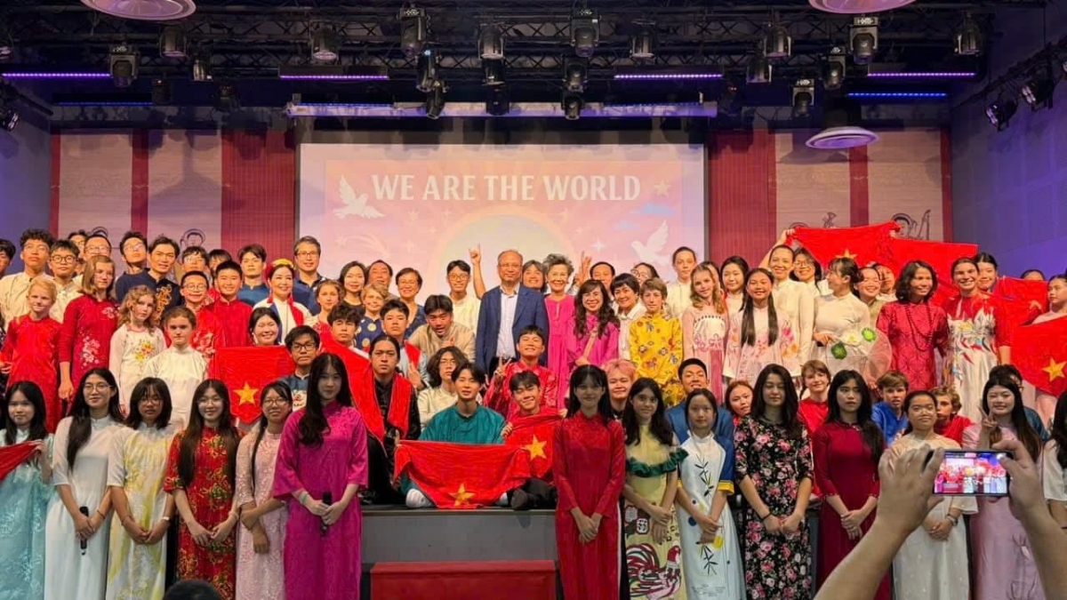 Festival BONJOUR VIETNAM lần thứ 2 tại Thủ đô Paris. Ảnh: FBNV