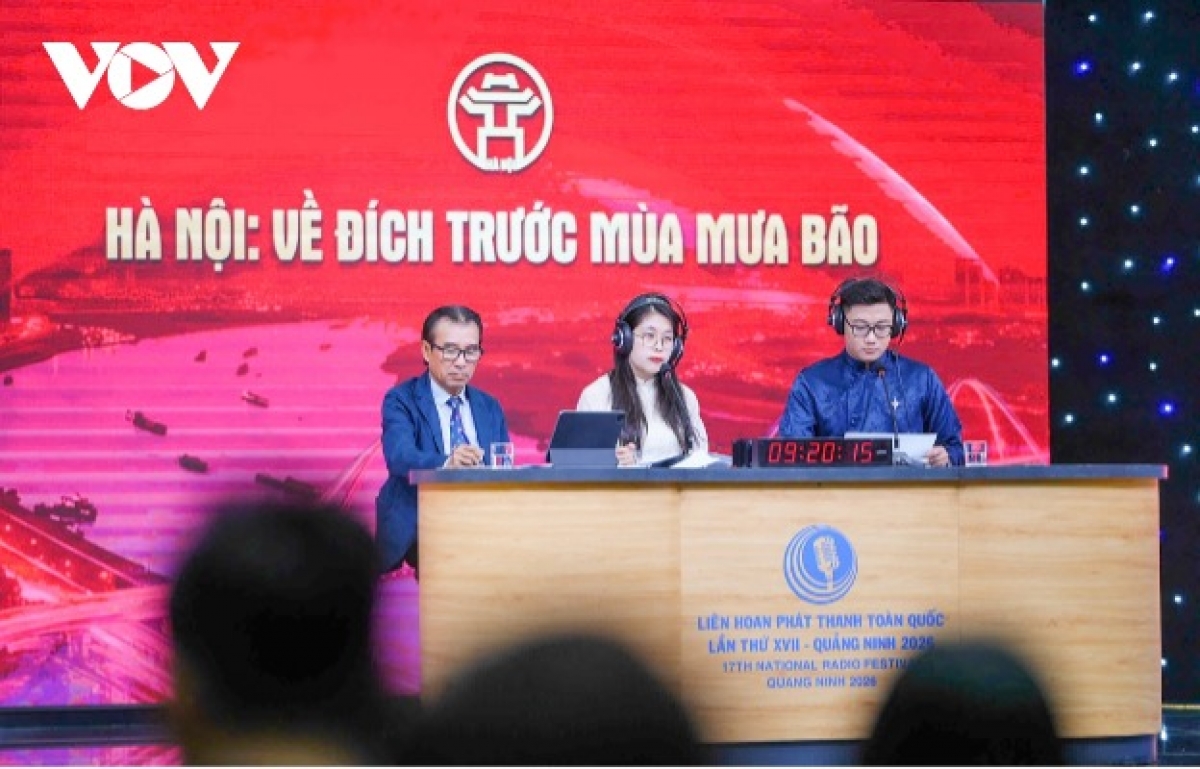 Phần thi tác phẩm "Hà Nội: Về đích trước mùa mưa bão" của Báo và PTTH Hà Nội do MC Võ Nam - Thúy Hằng cùng các vị khách mời thực hiện. Một trong 5 điểm nghẽn lớn của TP Hà Nội tập trung giải quyết trong năm 2026 là tình trạng ngập úng đô thị. Hà Nội đã xác định việc triển khai các dự án chống ngập là nhiệm vụ cấp bách, phải hoàn thành các hạng mục chính trước mùa mưa bão năm 2026.