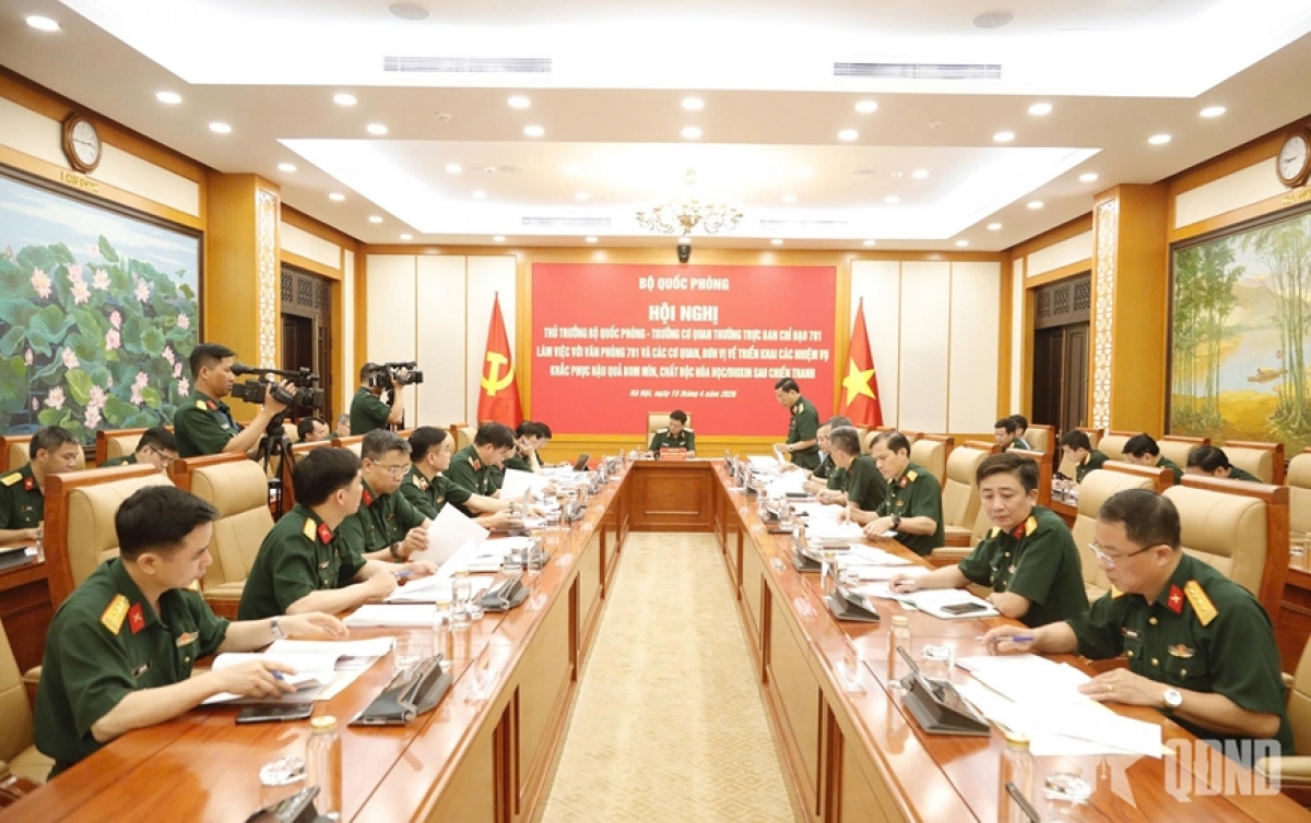 Совещание постоянного бюро Комитета №701. Фото: qdnd.vn