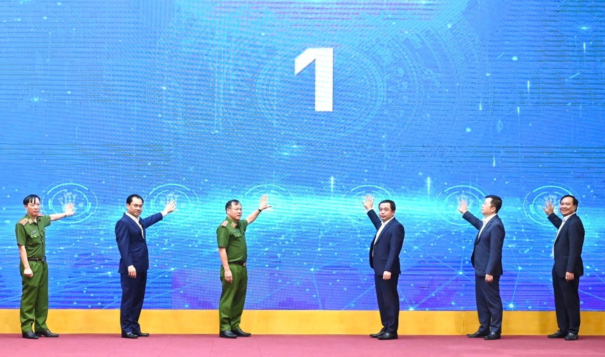 正式启动农业与环境部与公安部国家综合数据库的数据对接与同步