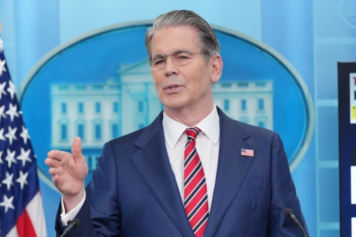 アメリカのスコット・ベッセント財務長官、2026年4月15日、ホワイトハウスで（写真：AP）