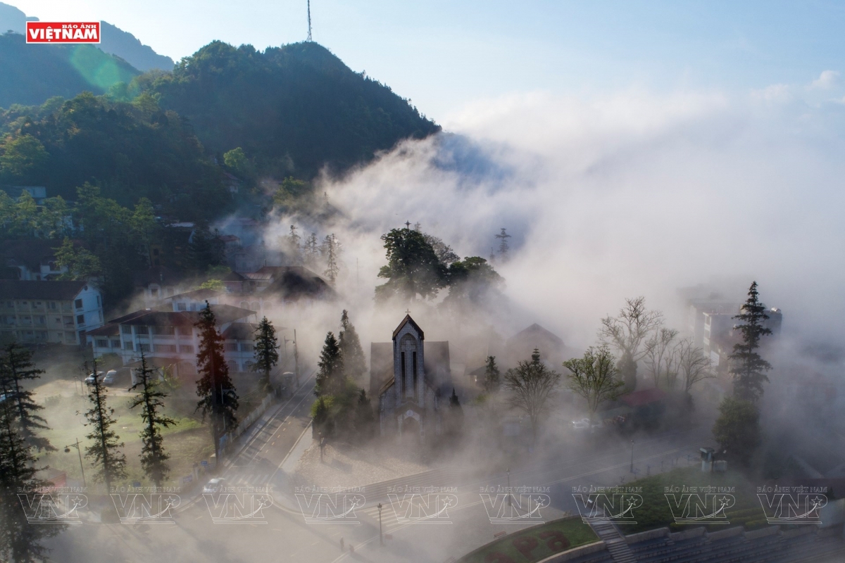 사파, 서북부 지역의 자연과 문화가 어우러진 교향곡 (사진: 베트남통신사)