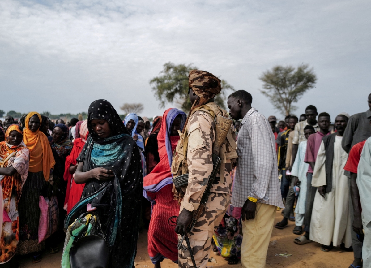 Des réfugiés soudanais à Adré, au Tchad. Photo: REUTERS/Zohra Bensemra