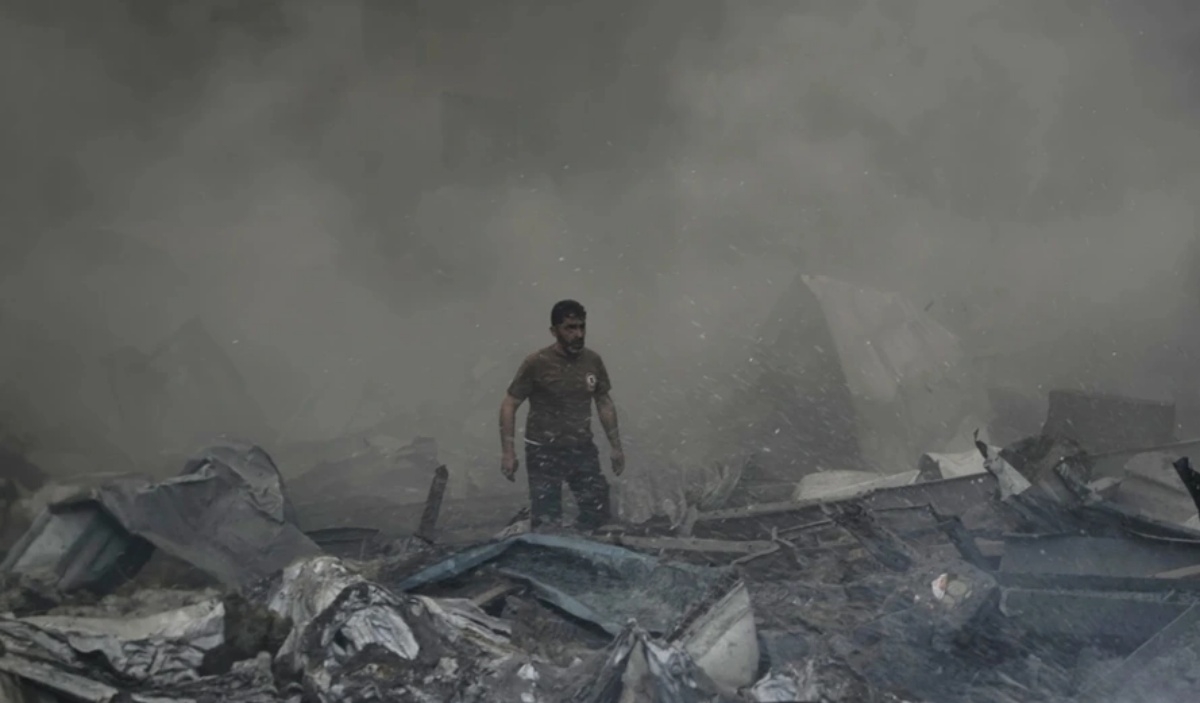 Israels Luftangriff auf einen Wohnblock in Beirut, Lebanon. (Foto: AP)