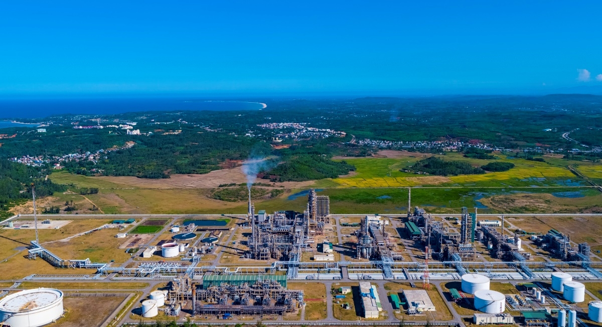 Perusahaan Persero Kilang dan Petrokimia Binh Son menjamin pengoperasian dan produksi dari Pabrik Kilang dan Petrokimia Dung Quat secara efektif dan stabil (Foto: VGP)