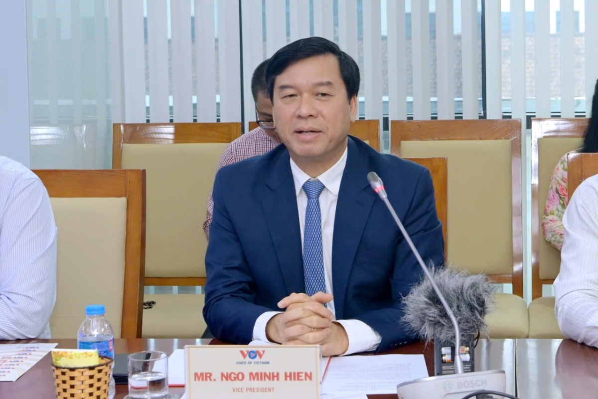 
Phó Tổng Giám đốc Đài Tiếng nói Việt Nam Ngô Minh Hiển phát biểu tại buổi tiếp