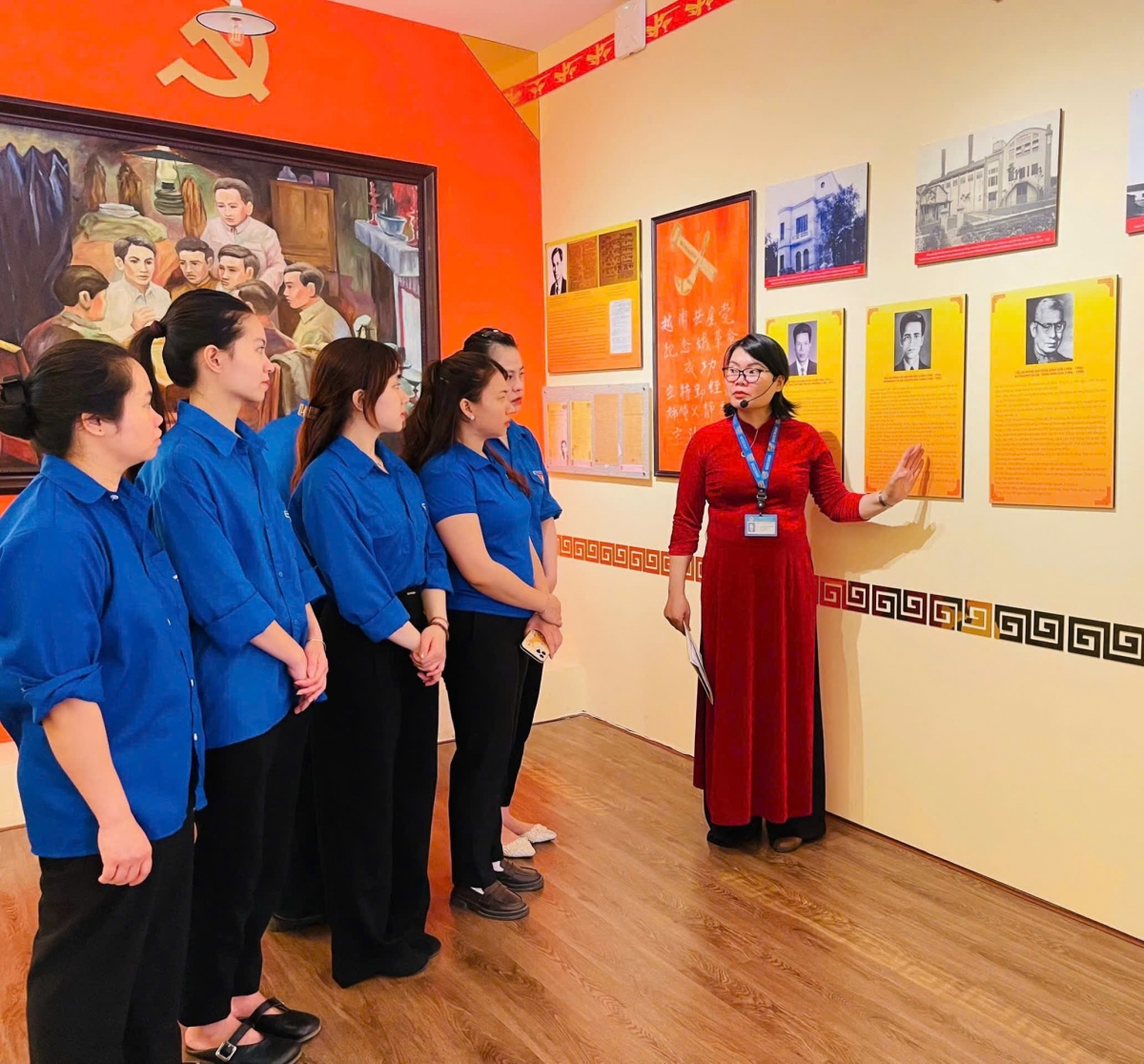 Nhà 5D Hàm Long đã trở thành địa chỉ giáo dục truyền thống cách mạng cho thế hệ trẻ