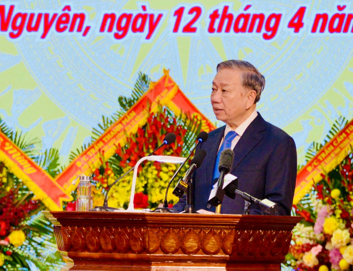 Tổng Bí thư, Chủ tịch nước nhấn mạnh: Tiếp tục củng cố thật vững chắc thế trận lòng dân. Ảnh: Văn Hiếu/VOV