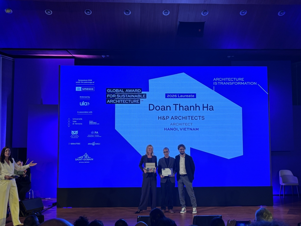 KTS Đoàn Thanh Hà tại lễ trao Giải thưởng Toàn cầu về Kiến trúc bền vững vừa diễn ra ngày 15/4 tại Thổ Nhĩ Kỳ