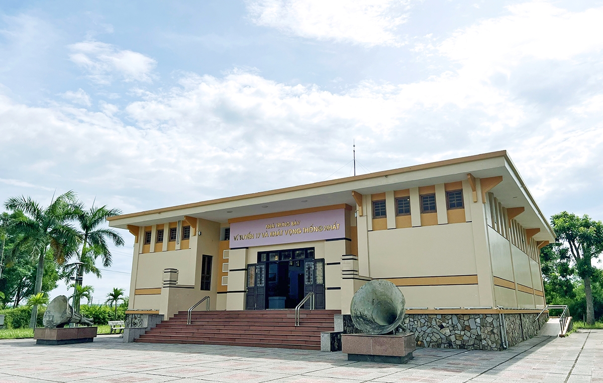 ផ្ទះតាំងពិព័រណ៍វត្ថុបុរាណប្រវត្តិសាស្ត្រ​ហៀនលឿង - ជាកន្លែងដែលរក្សាវត្ថុបុរាណដ៏មានតម្លៃ ពីសម័យកាលនៃ "ឈាម និងផ្កា" នៅខេត្តក្វាងទ្រី។