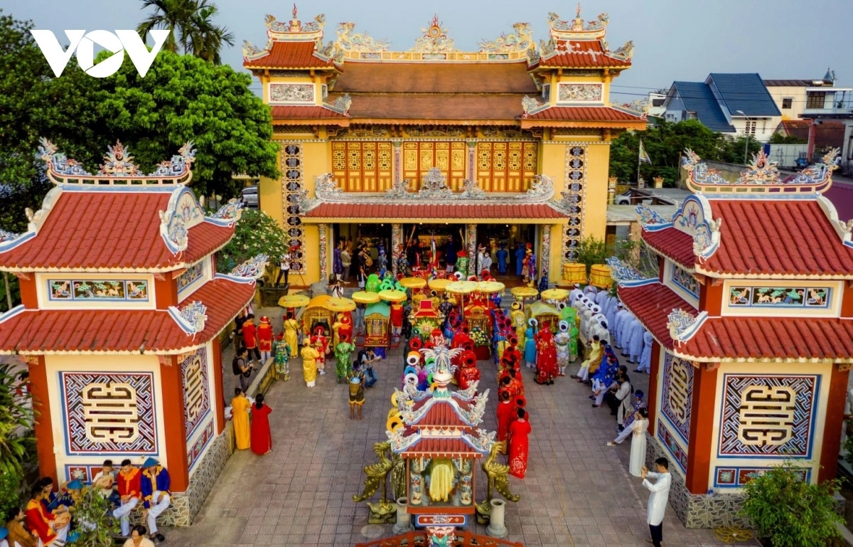 The Hue Nam Temple Festival is a religious festival and a distinctive cultural symbol of Hue (Photo: VOV)