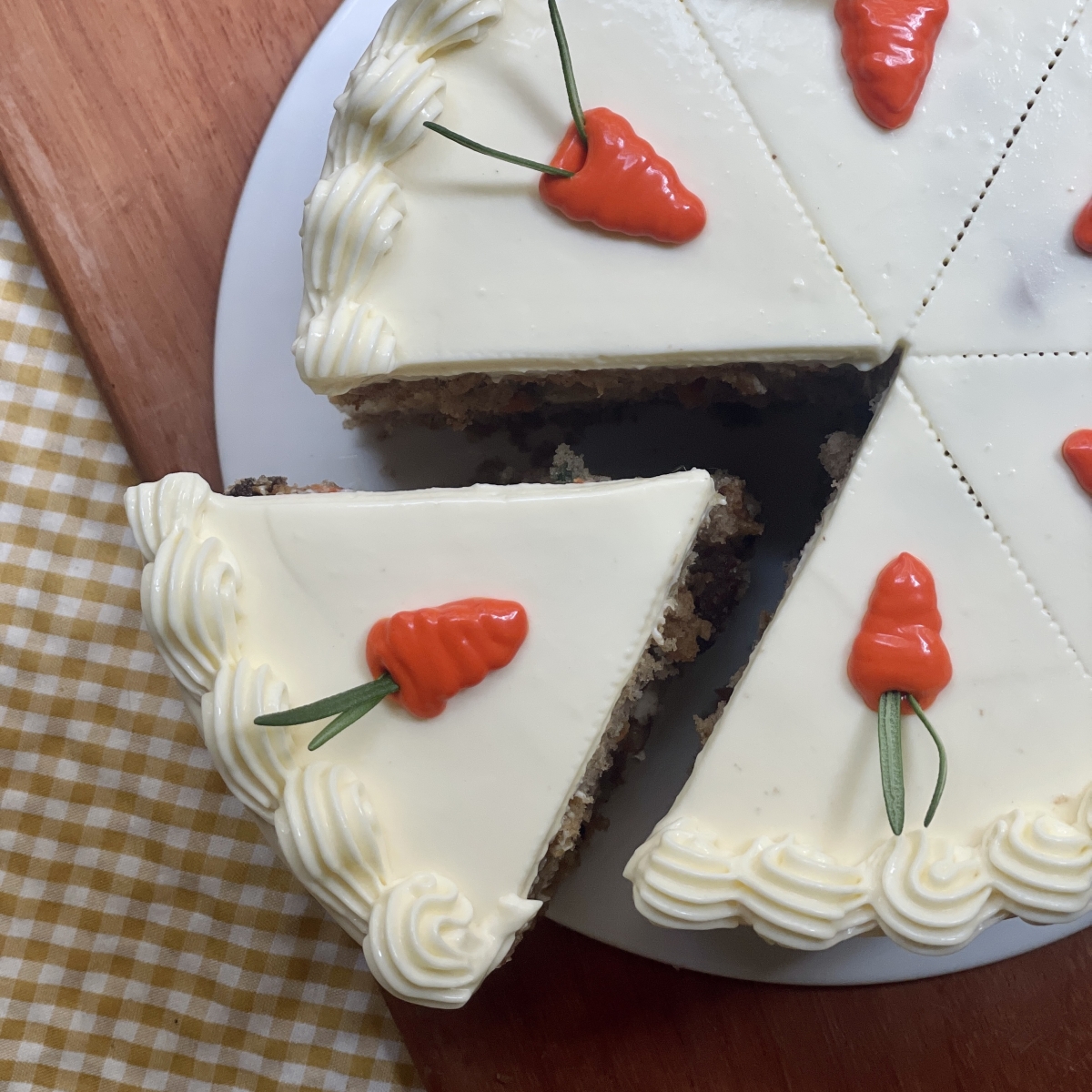 What surprises many people is that carrot cake doesn’t have that strong, raw smell people expect. When baked, carrots become much sweeter and milder. (Photo: Cap Cap Bakery)