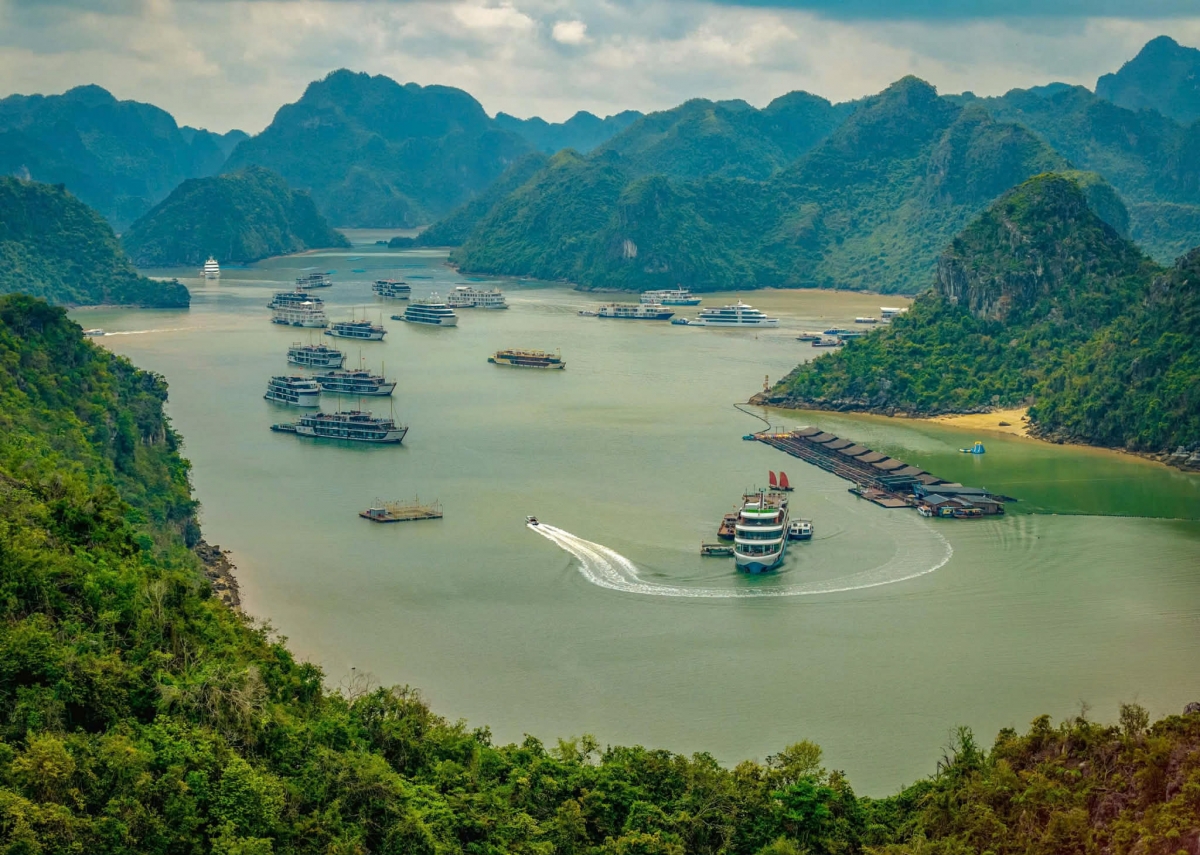Một góc vịnh và nhà bè Hải Phong nhìn từ trên cao - Ảnh nguồn: HTX Hải Phong