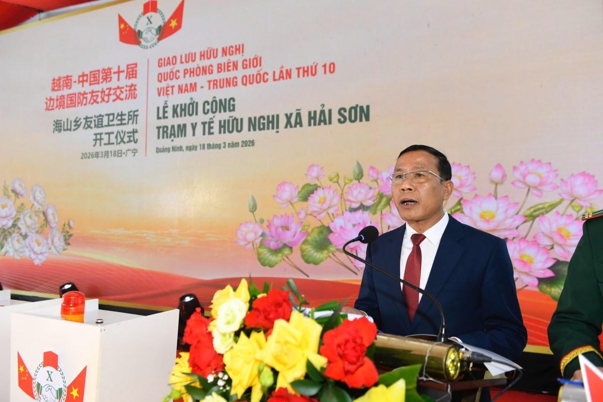 Bapak Le Van Cuong, Ketua Komite Rakyat Kecamatan Hai Son, Provinsi Quang Ninh, berbicara pada upacara peletakan batu pertama. Foto: Quynh Trang/VOV