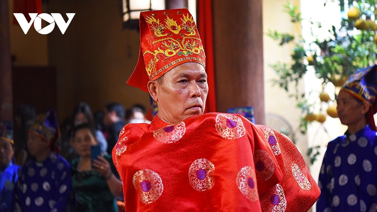 Đền Bạch Mã có lịch sử hơn 1.000 năm; trải qua các triều Lý, Trần, Lê với 52 vị vua định đô tại Thăng Long, đền là nơi chứng kiến đầy đủ nhất quá trình hình thành và phát triển của Thăng Long xưa và Thủ đô Hà Nội ngày nay. Lễ hội truyền thống đền Bạch Mã càng là nhịp cầu kết nối văn hóa, tiếp nối truyền thống của người dân Thủ đô.