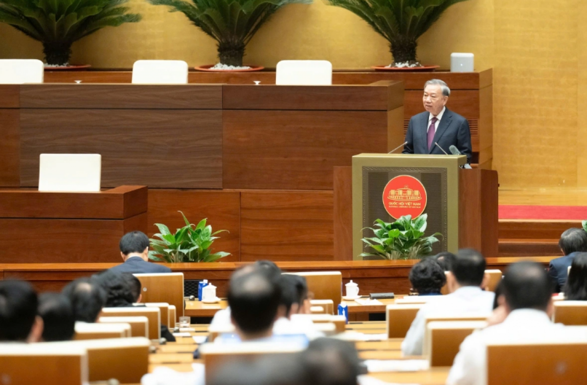 Tổng Bí thư, Chủ tịch nước Tô Lâm phát biểu tại Hội nghị toàn quốc nghiên cứu, học tập, quán triệt và triển khai thực hiện Nghị quyết Hội nghị lần thứ hai Ban chấp hành Trung ương Đảng khóa XIV. Ảnh: Quốc hội