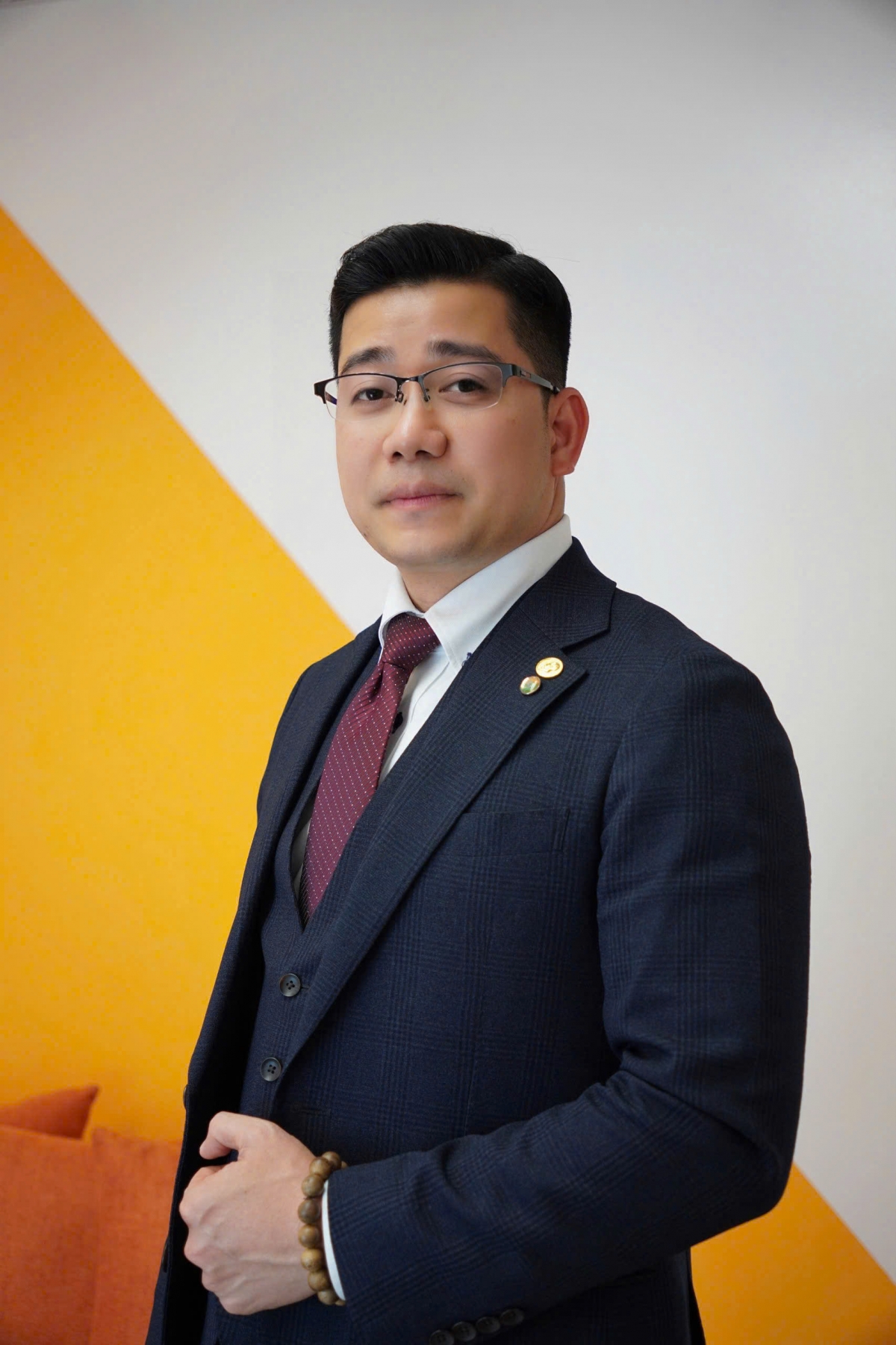 Doanh nhân Phạm Đình Thương, TGD Sunshine Global,<br>
Chủ tịch Hội người Việt tại Saitama,Nhật Bản