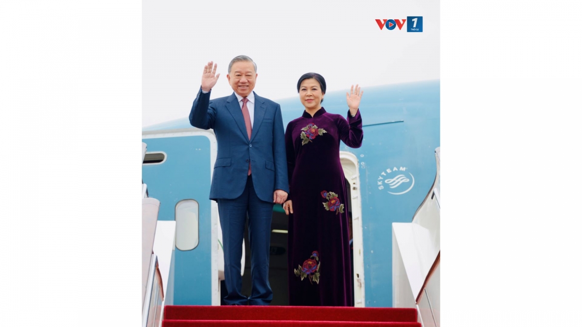 苏林总书记、国家主席及越南高级代表团开始对中国进行的国事访问