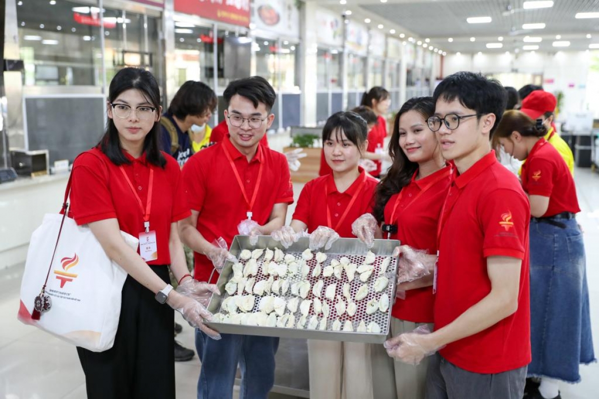 Thanh, thiếu niên Việt Nam tham gia ‘hành trình đỏ’ tại Trung Quốc.<br>
Nguồn: CMG