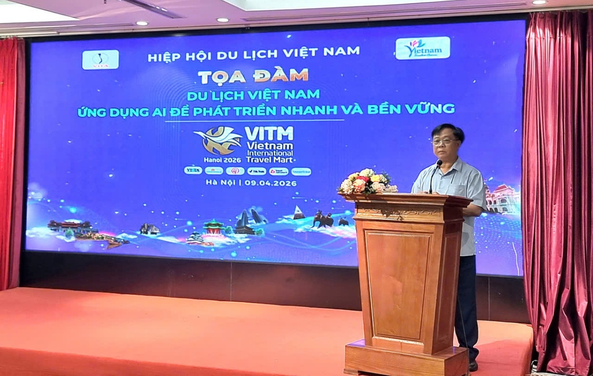 Pham Van Thuy, subdirector de la Autoridad Nacional de Turismo de Vietnam, habla en el evento. Foto: VOV