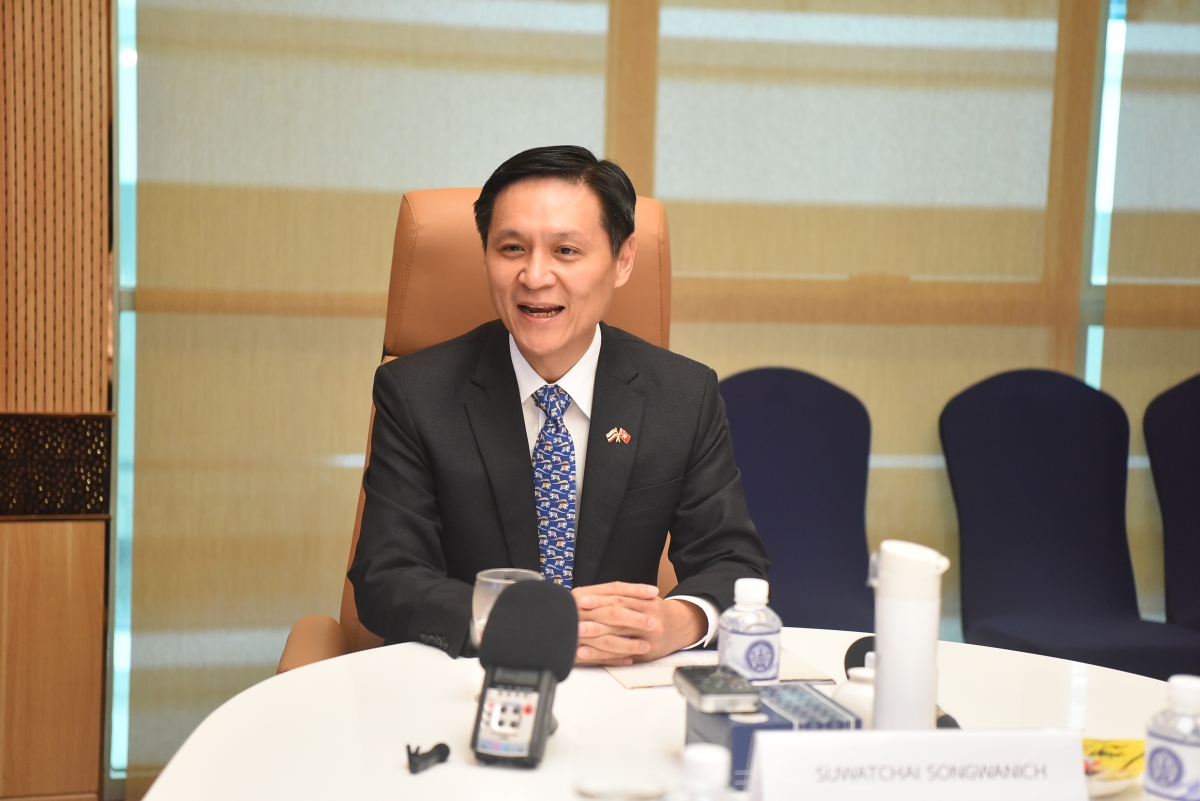 นาย สุวัชชัย ทรงวานิช เลขาธิการสมาคมมิตรภาพไทย-เวียดนาม