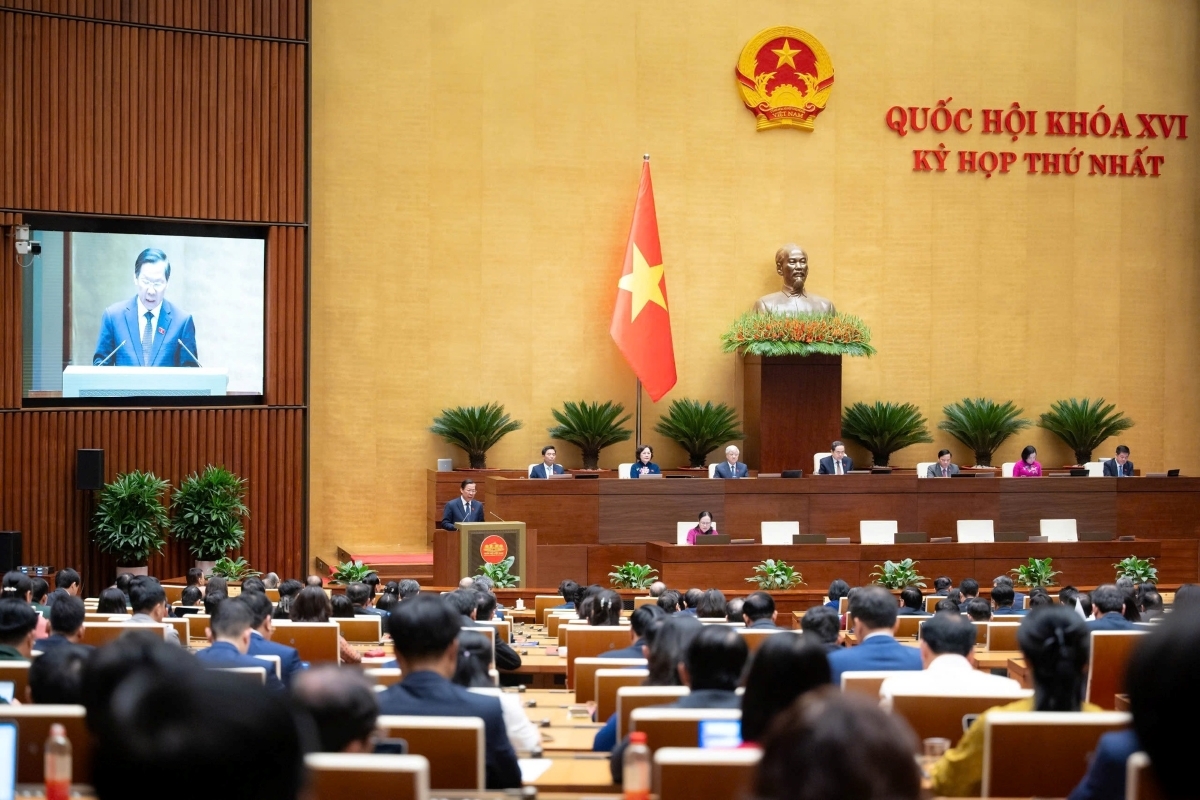 ວາ​ລະ​ອັດ​ກອງ​ປະ​ຊຸມ​ຄັ້ງ​ປະ​ຖົມ​ມະ​ລຶກ, ສະ​ພາ​ແຫ່ງ​ຊາດ​ຊຸດ​ທີ XVI (ພາບ: VGP)