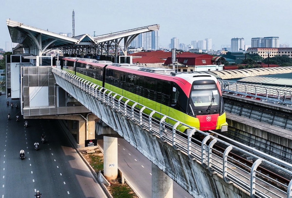 La partie aérienne de la ligne 3 du métro de Hanoï est aujourd’hui pleinement opérationnelle. Photo: VnEconomy