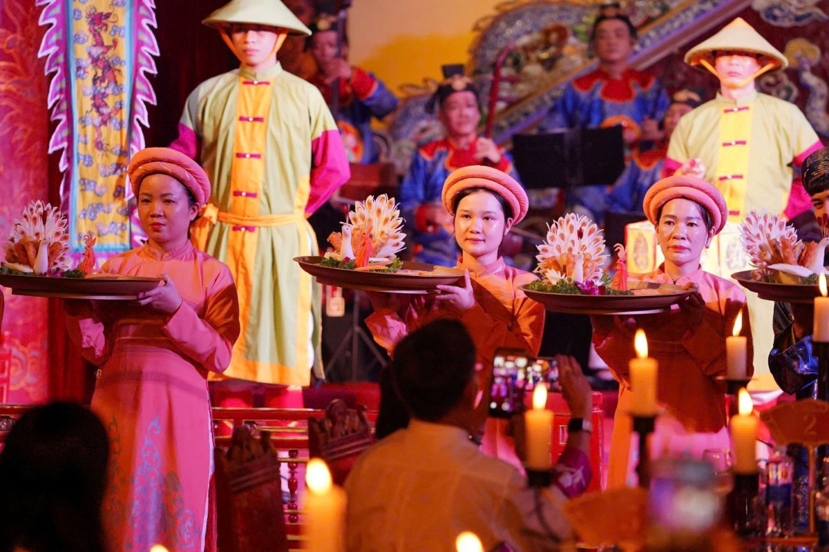 「王宮晩餐会」（写真：Lê Hiếu/VOV）