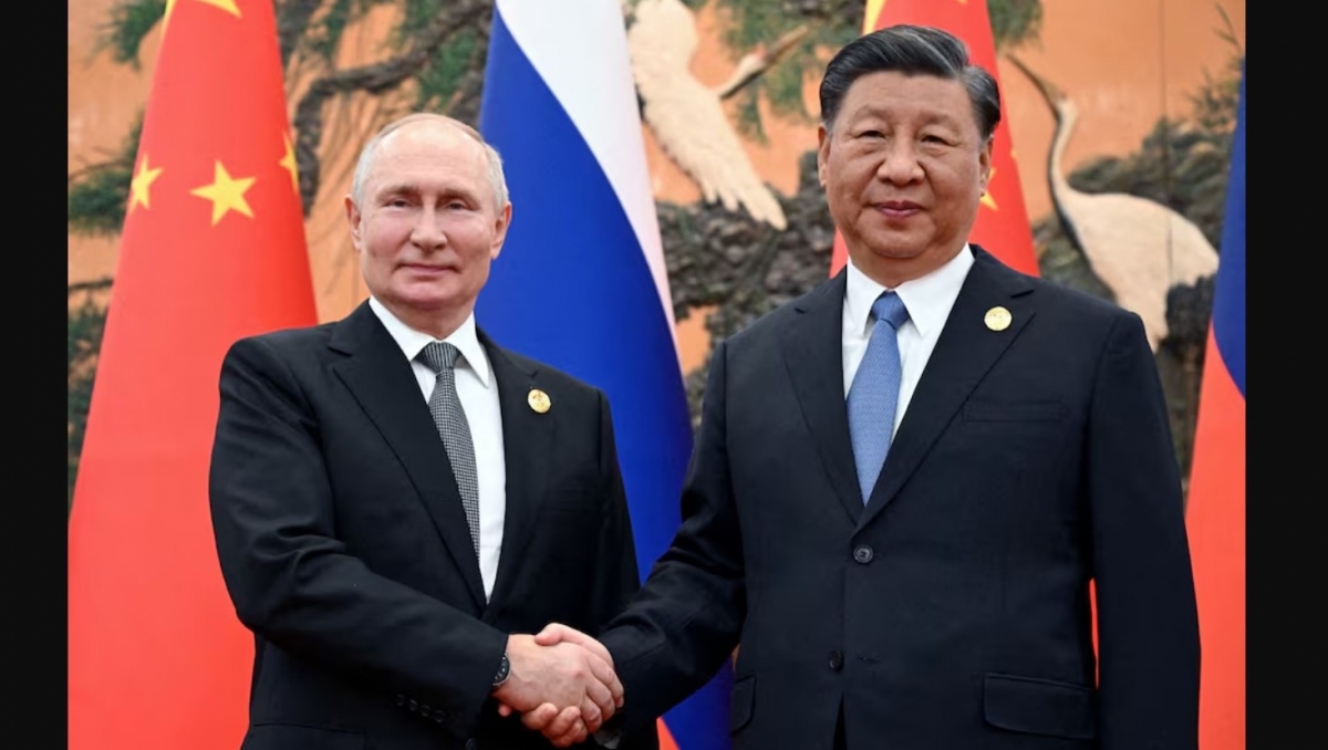 Los presidentes de China y Rusia, Xi Jinping (derecha) y Vladimir Putin, durante una reunión en el marco del Foro de la Franja y la Ruta, celebrado en Beijing el 18 de octubre de 2023. Foto: Reuters.