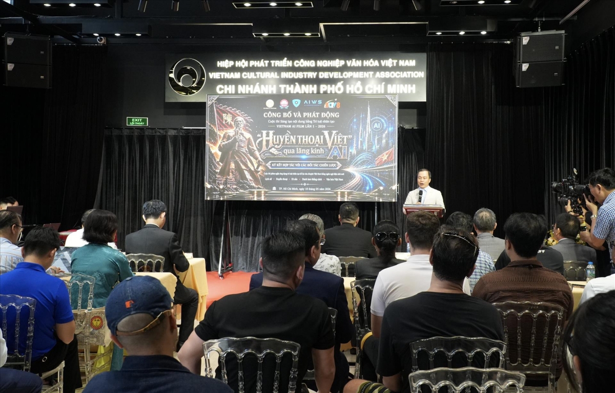 The ceremony announces “Vietnamese Legends Through the Lens of AI” contest (Photo: Huu Duyen/VNA)