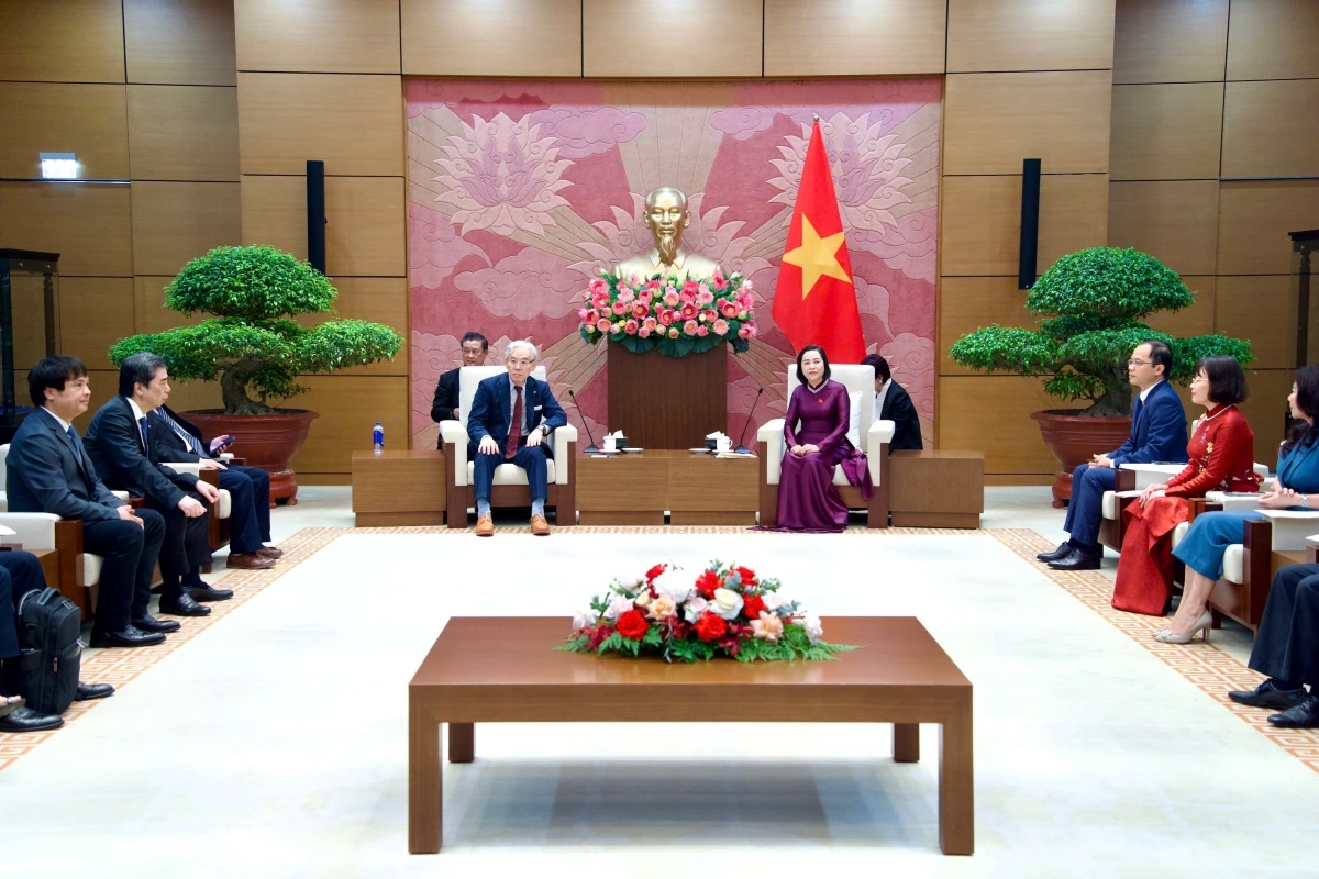 グエン・ティ・タイン国会副議長、日本の徳洲会グループの東上震一理事長と会見（写真：ベトナム国会）